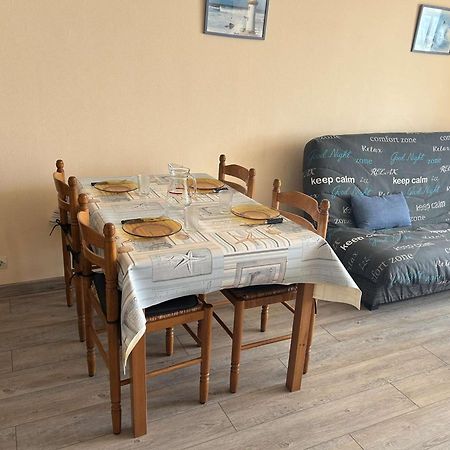 Appartement 2 Pieces Avec Balcon Et Parking A Saint-Gilles-Croix-De-Vie - Fr-1-224-39 エクステリア 写真