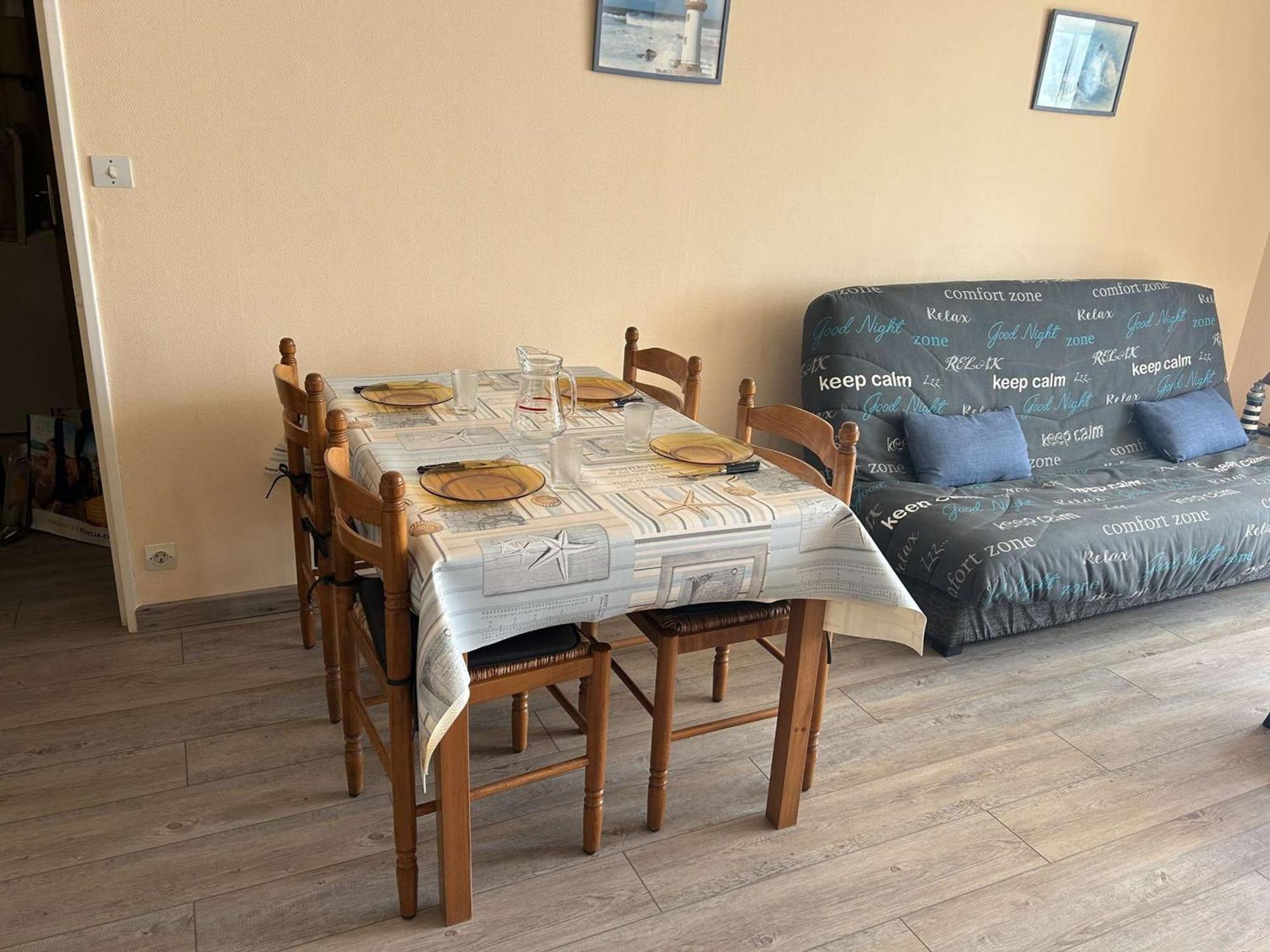 Appartement 2 Pieces Avec Balcon Et Parking A Saint-Gilles-Croix-De-Vie - Fr-1-224-39 エクステリア 写真