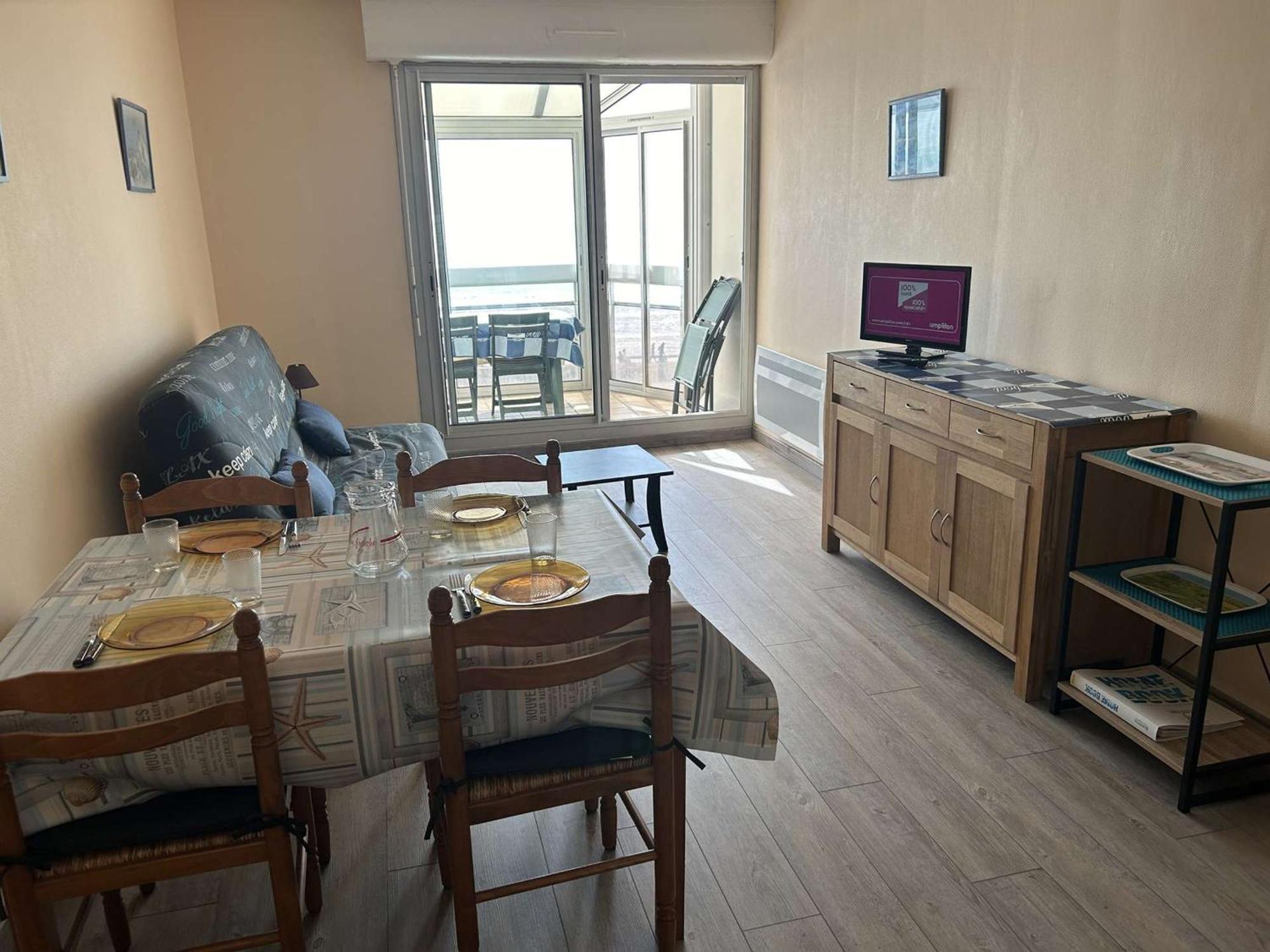 Appartement 2 Pieces Avec Balcon Et Parking A Saint-Gilles-Croix-De-Vie - Fr-1-224-39 エクステリア 写真