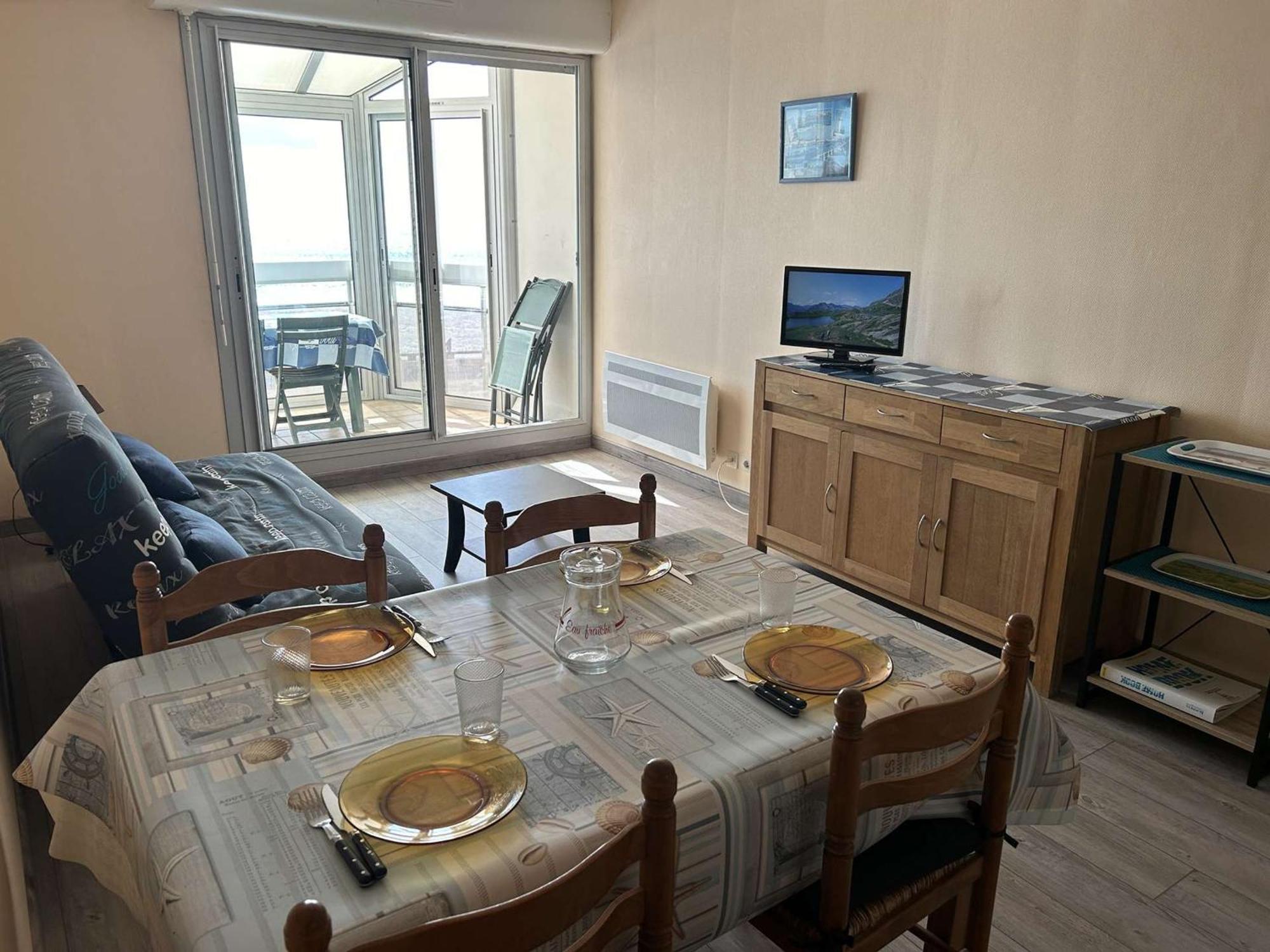 Appartement 2 Pieces Avec Balcon Et Parking A Saint-Gilles-Croix-De-Vie - Fr-1-224-39 エクステリア 写真